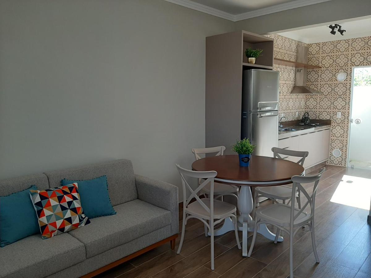 Excelente Sobrado Confortavel No Centro De Tijucas Proximo As Praias Εξωτερικό φωτογραφία