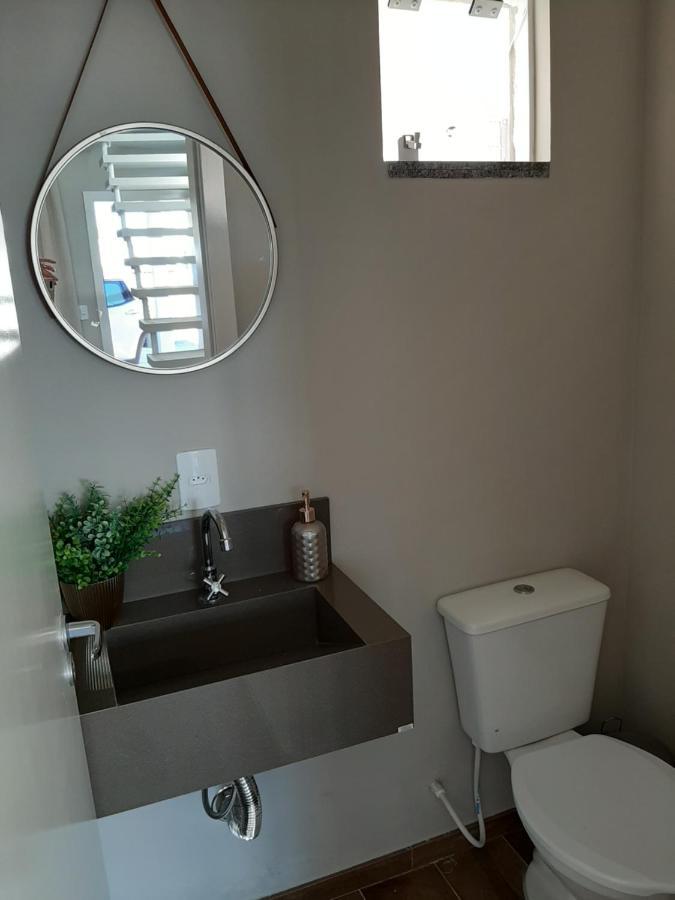 Excelente Sobrado Confortavel No Centro De Tijucas Proximo As Praias Εξωτερικό φωτογραφία
