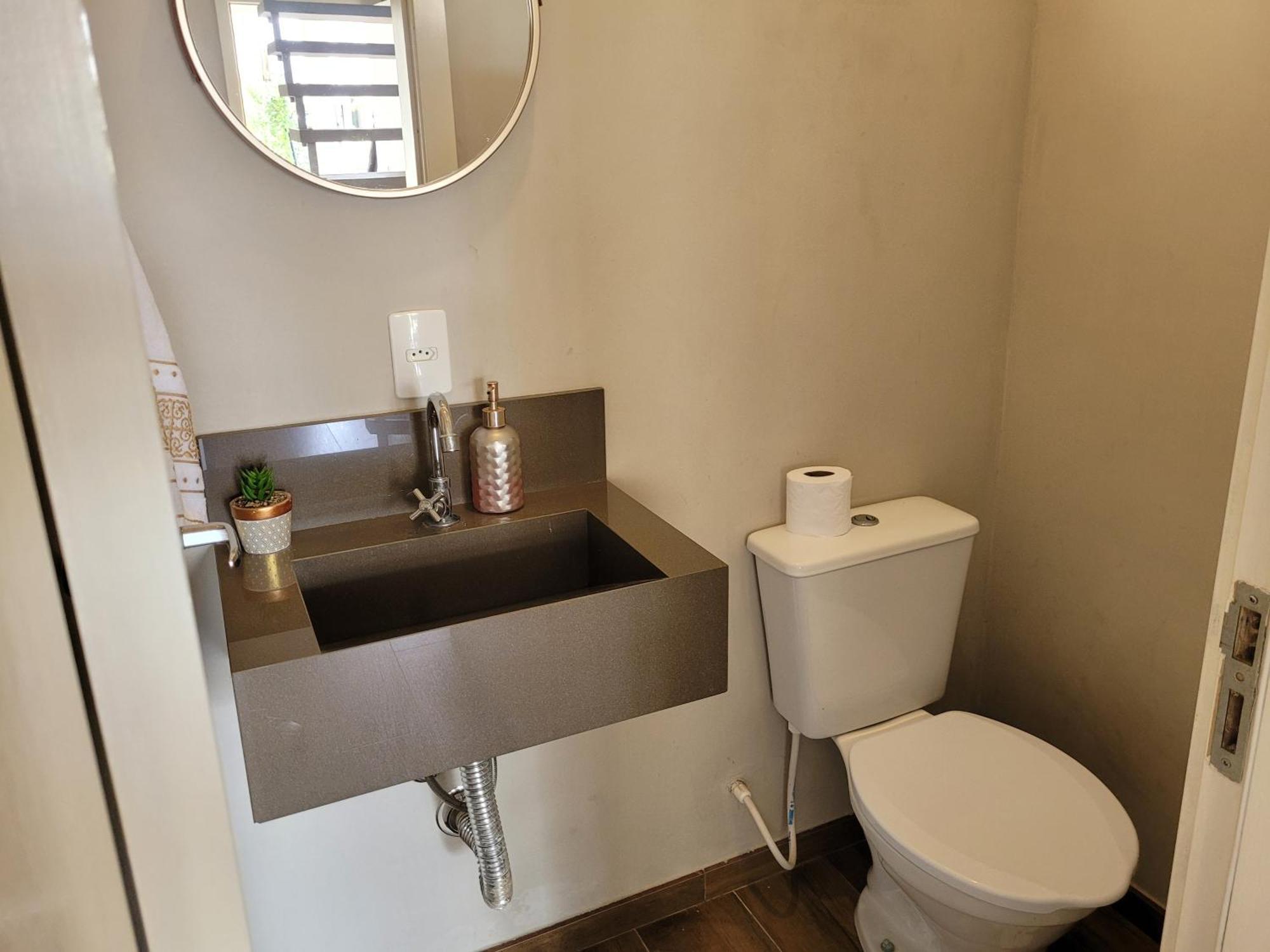 Excelente Sobrado Confortavel No Centro De Tijucas Proximo As Praias Εξωτερικό φωτογραφία